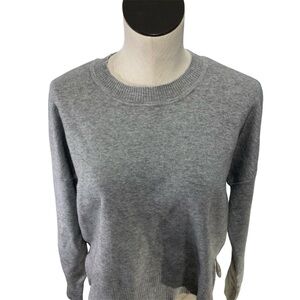 TRUTH by Republic women's gray pullover long sleeve sweater size medium